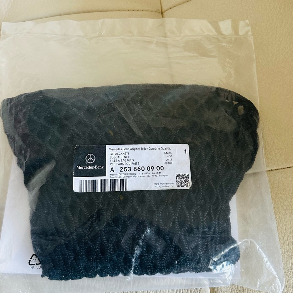 Mercedes Benz GLC Cargo Net Genuine Factory Sealed